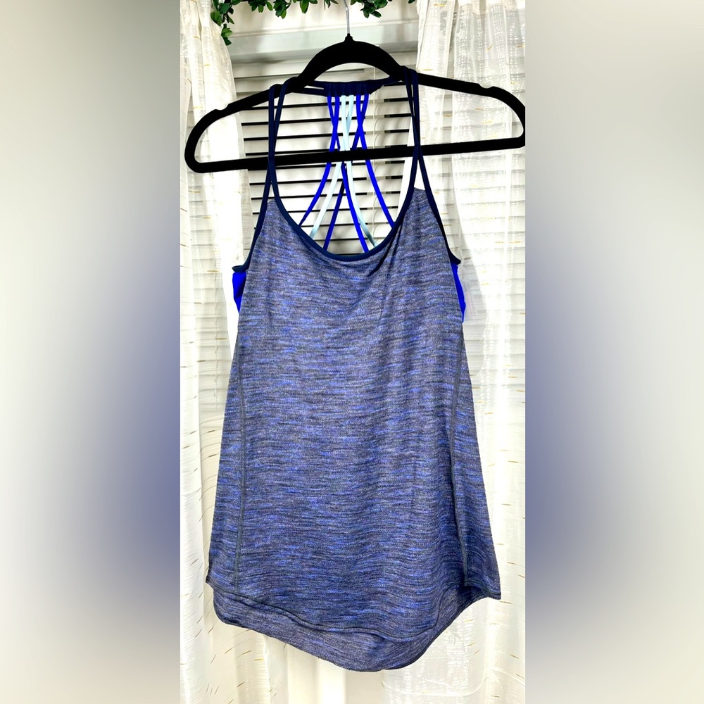 Lulu 🍋 halter tank with built in bra
